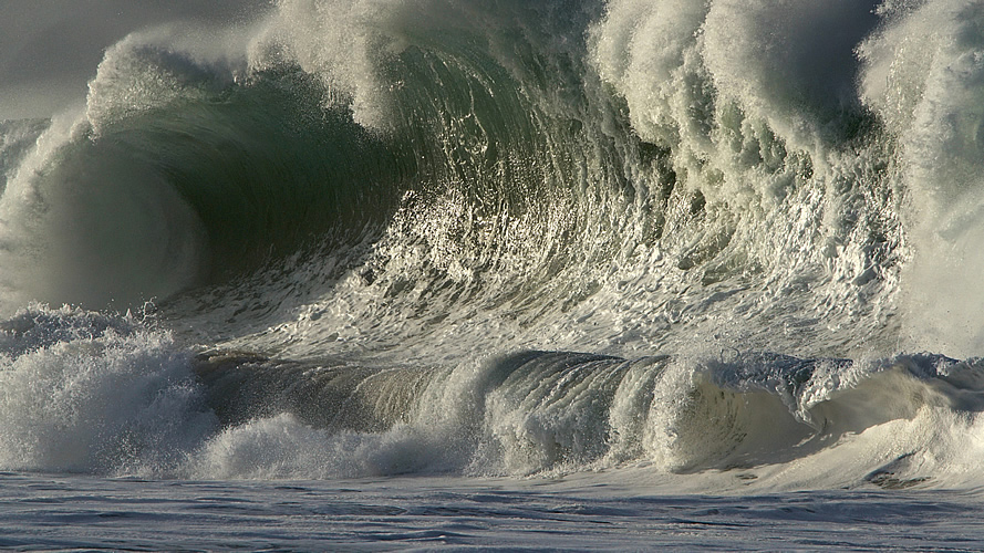 Monster Wave